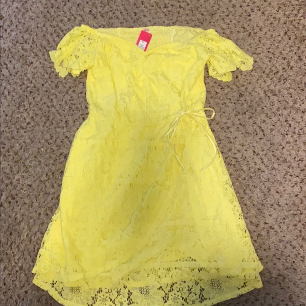NWT off shoulder yellow floral lace dress